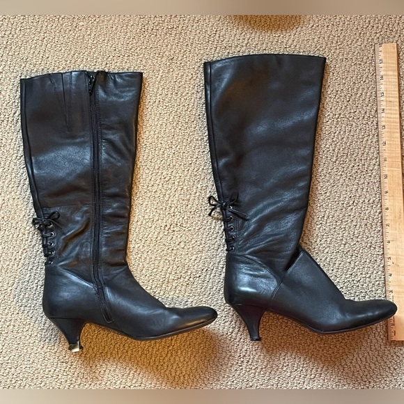 Naturalizer Black Dinka Heel Boot Size 8M with Lace & Bow Detail - SEE CALLOUTS! - Picture 2 of 10